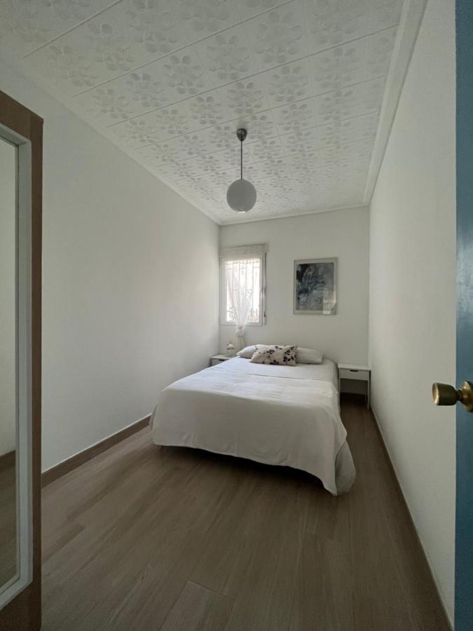 Modernized 3-Bedroom Flat 500M To The Beach Valencia Exterior photo